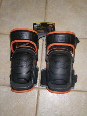 Klein Tools 60491 Heavy Duty Hinged Knee Pads Professional Home DIY